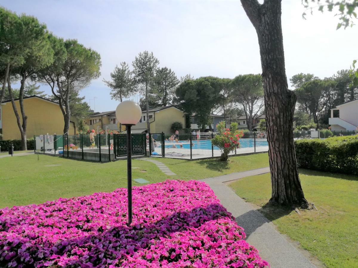 Villaggio Azzurro Bibione Exterior photo